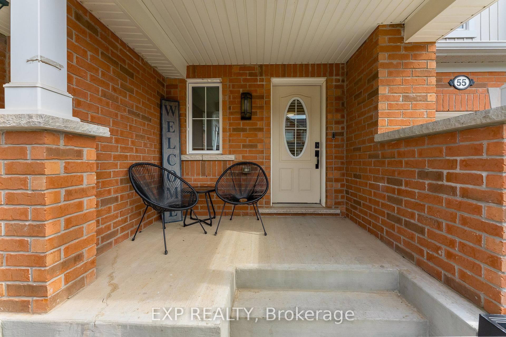 55 Hatt Court photo 3