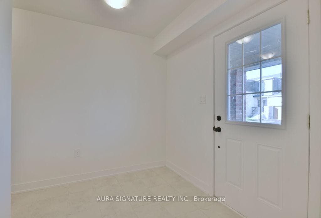 36 Hay Lane photo 21