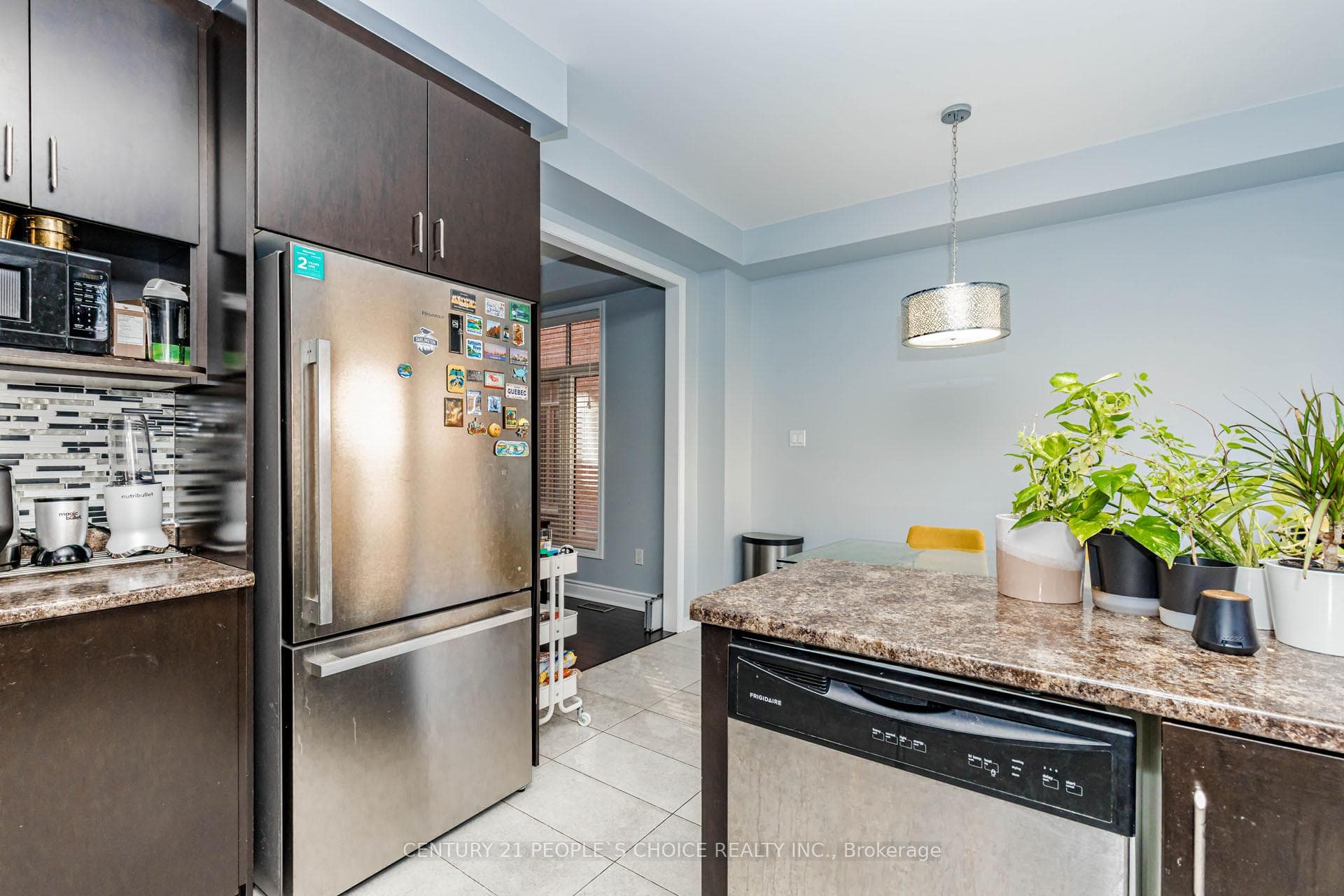 973 Francine Crescent Unit Upper photo 24