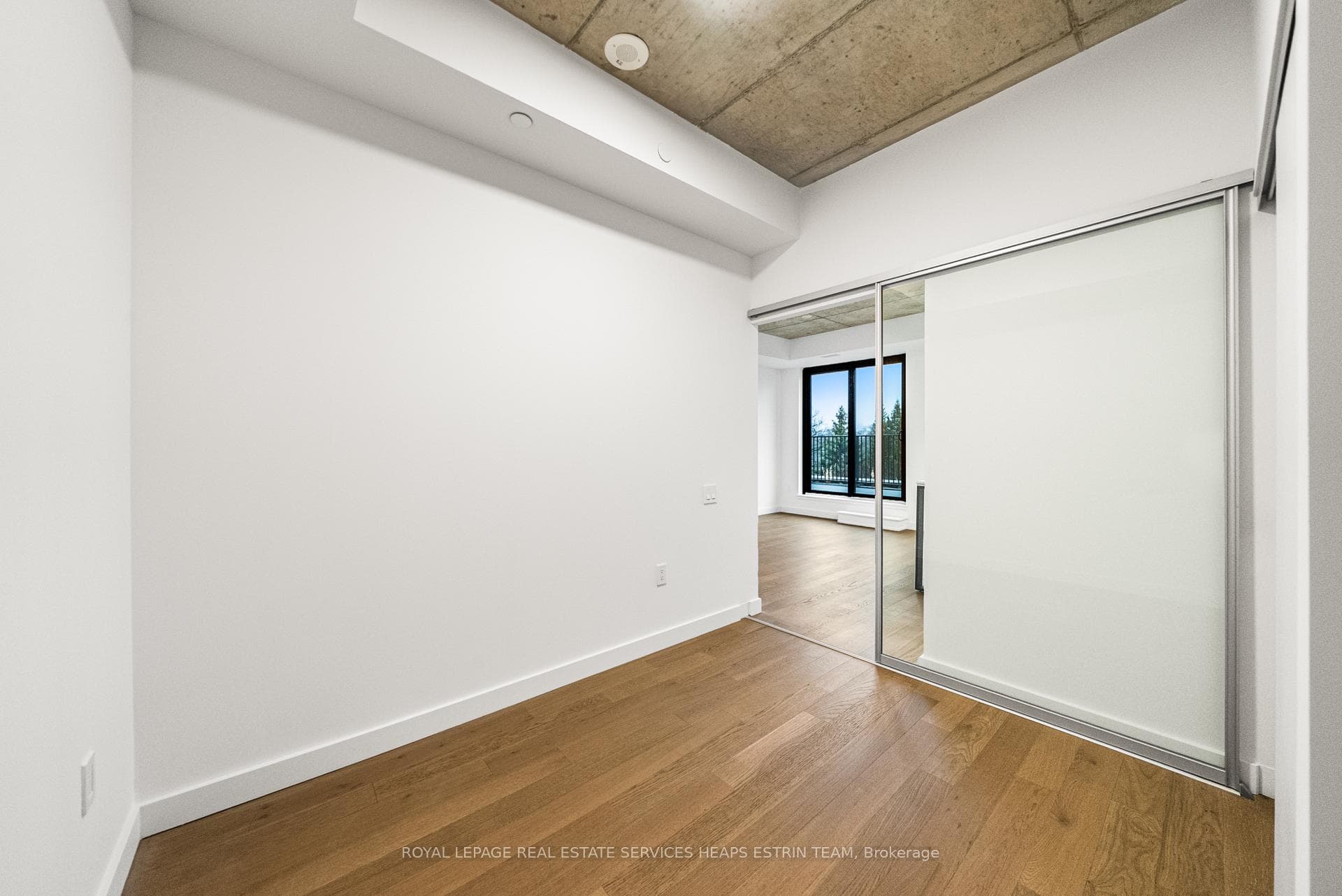 1720 Bayview Avenue Unit 607 photo 16