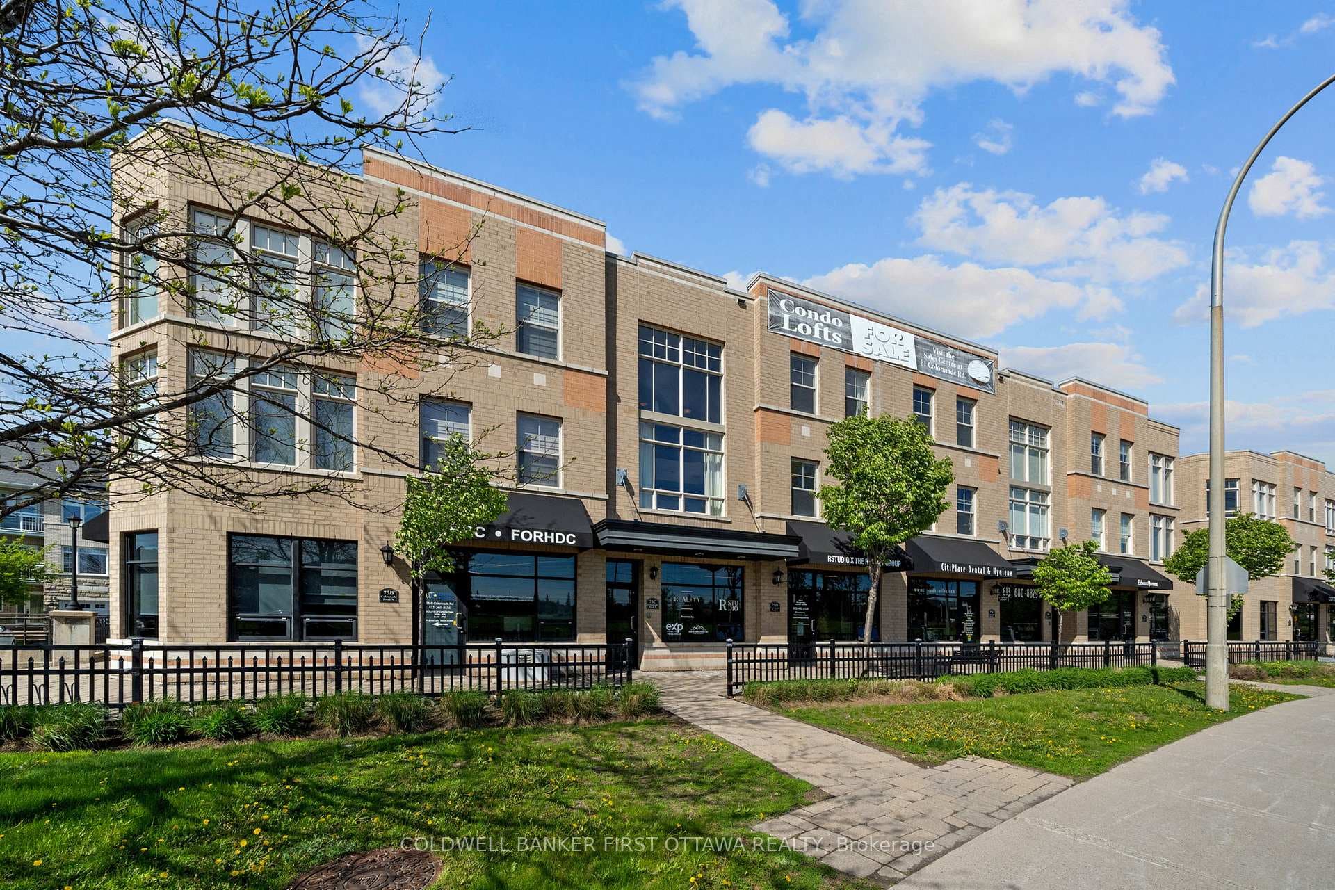 75C COLONNADE Road photo 2