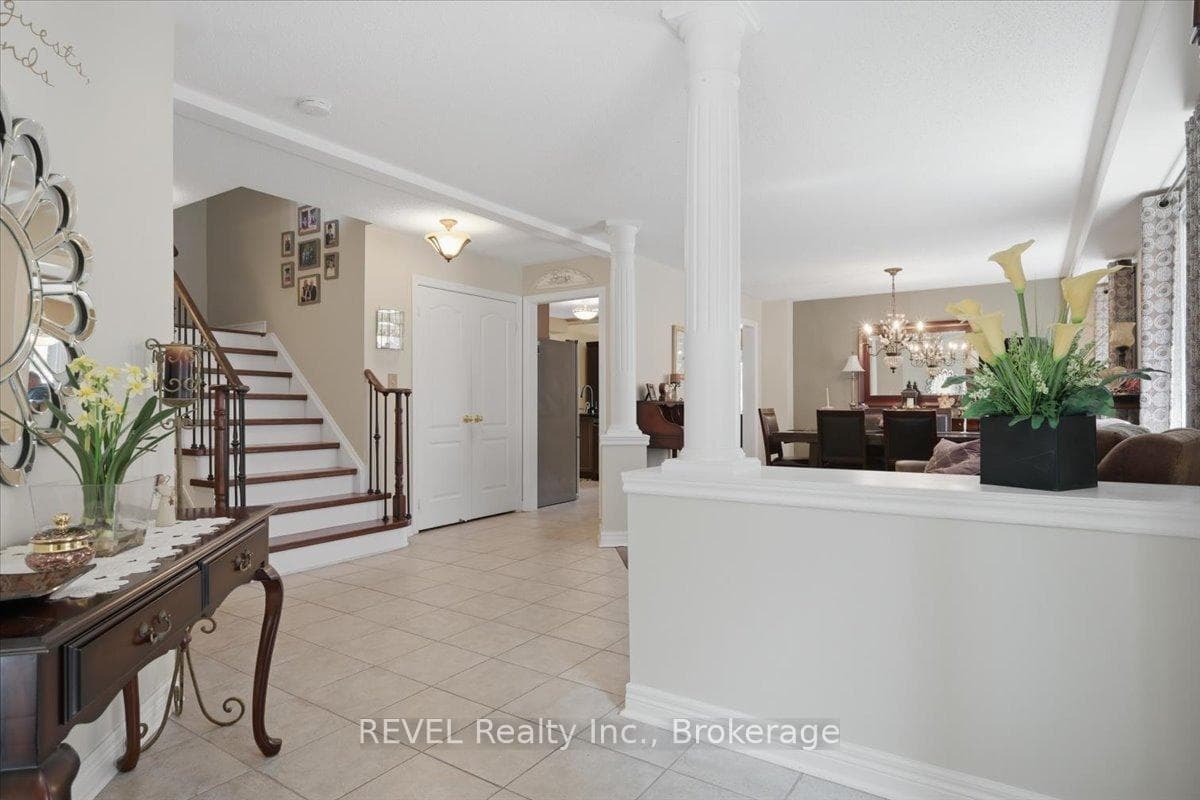 4819 Bloomburg Drive photo 8