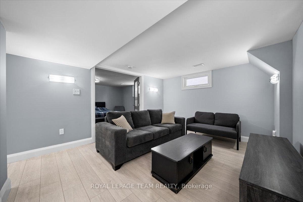 2226 Tawney Road Unit B photo 14