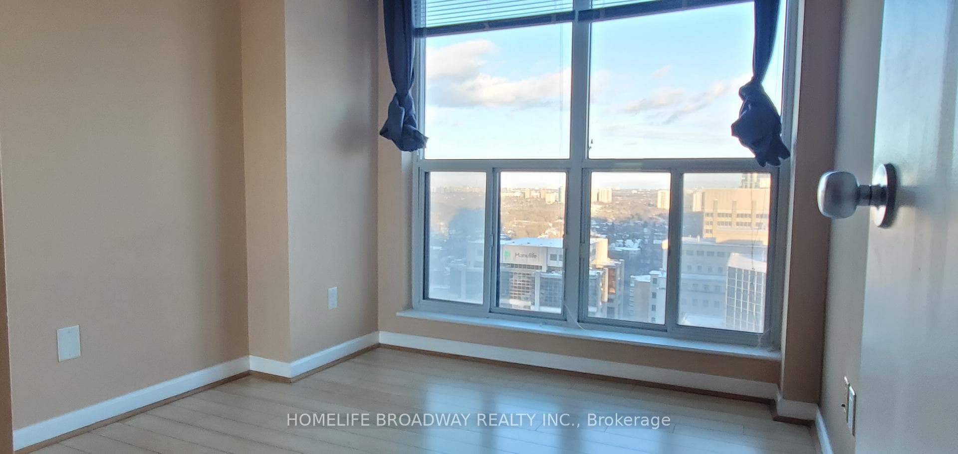 8 Park Road Unit 2910 photo 15