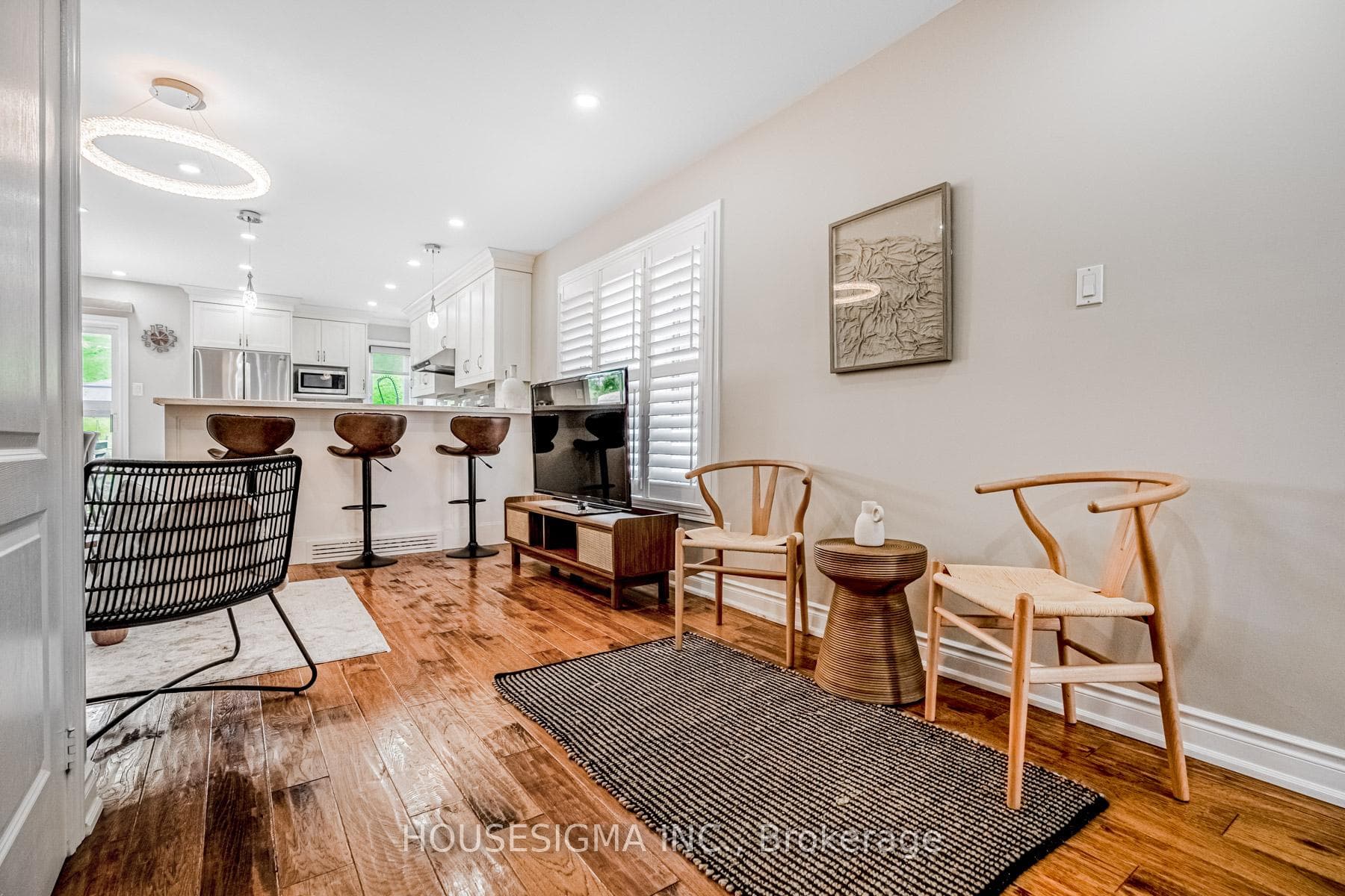 1034 Windbrook Grove photo 4