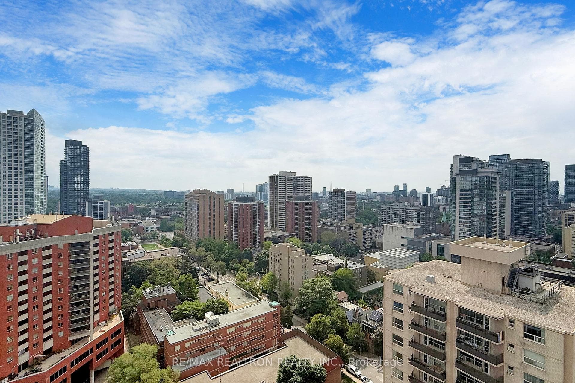 81 wellesley Street Unit 2001 photo 32