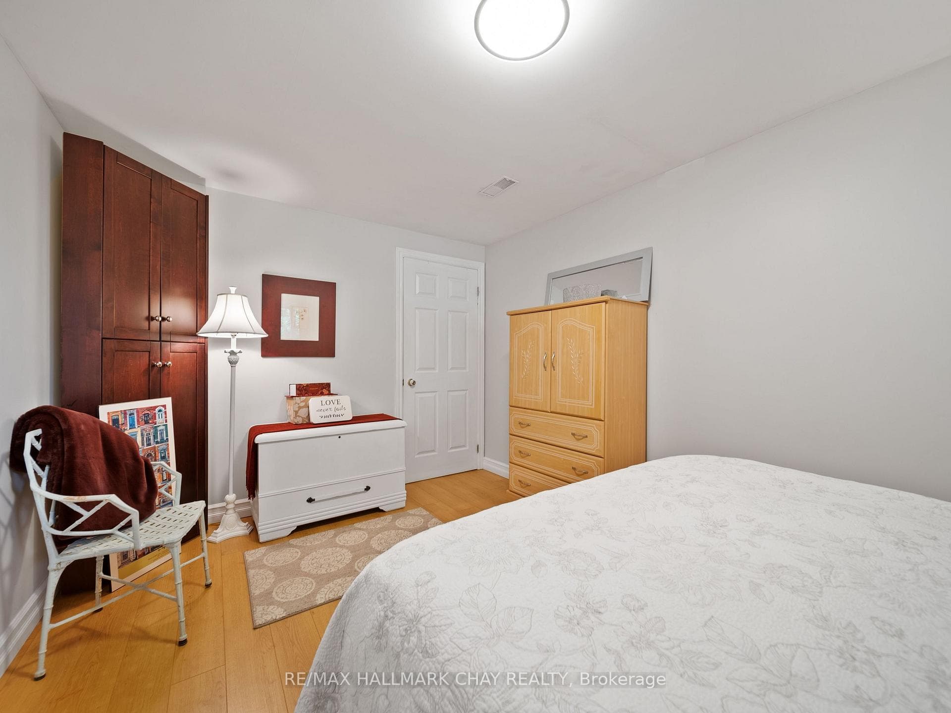 56 Irwin Drive photo 18