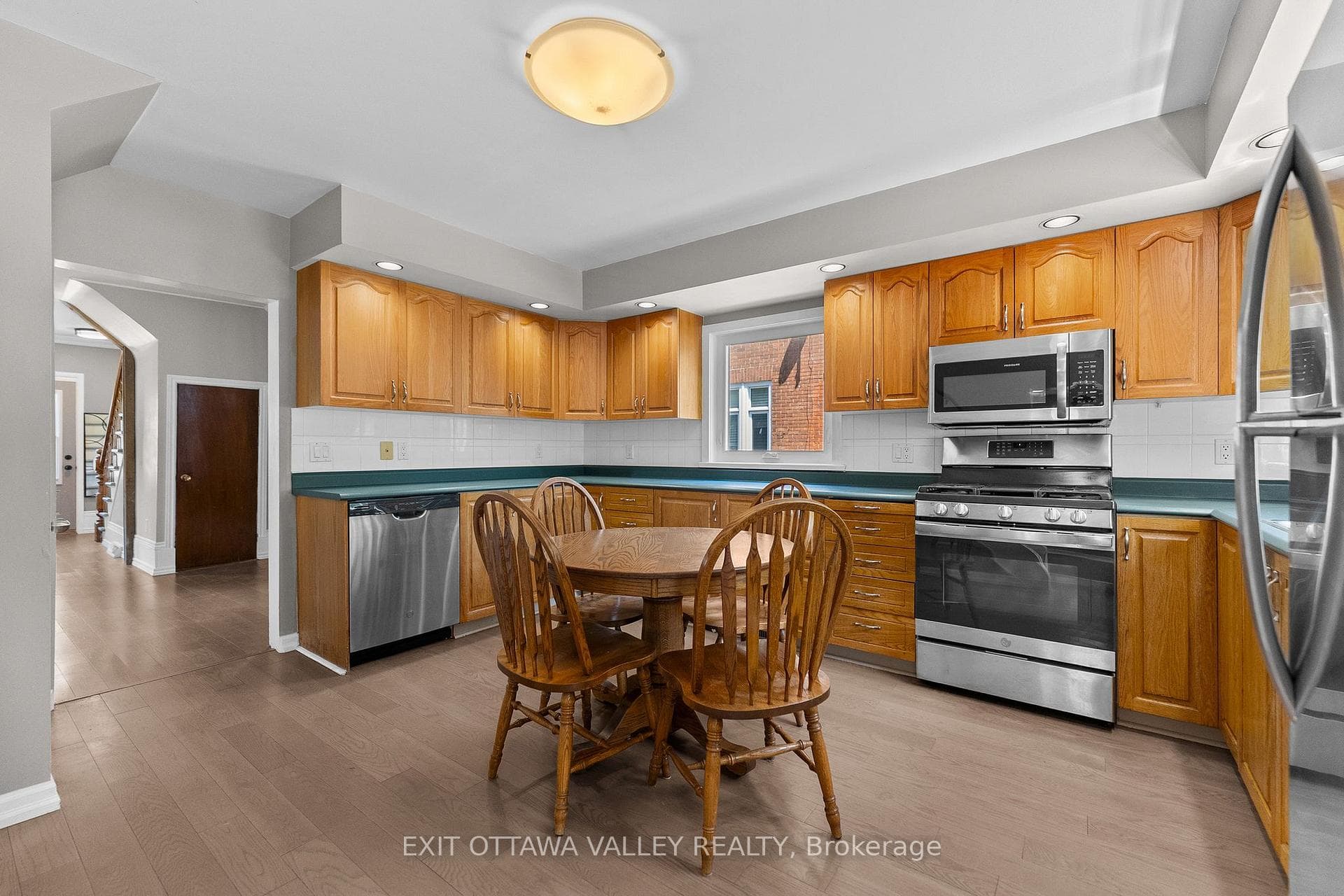 180 Mary Street photo 12