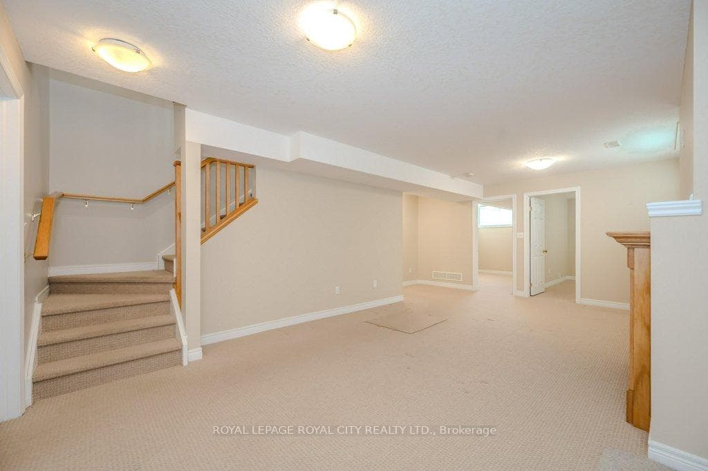 37 Norma Crescent photo 21