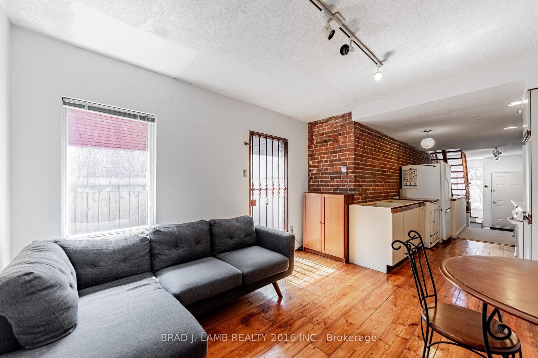 11 A St. Patricks Square photo 6