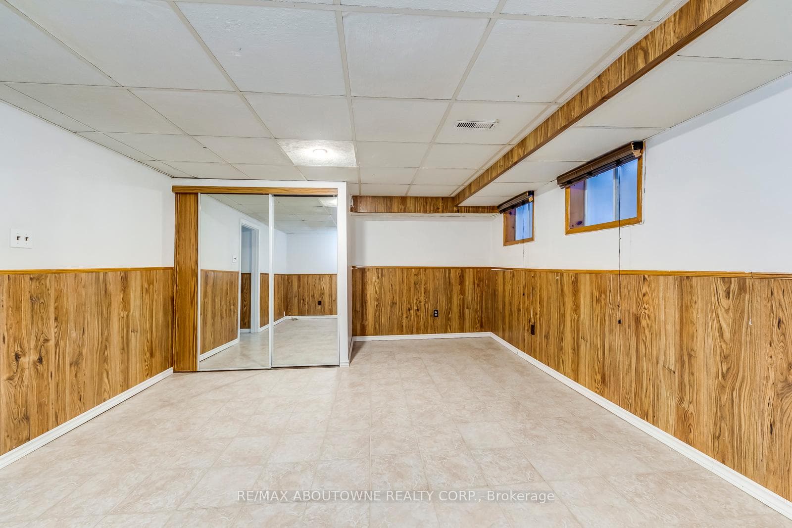 89 Fawndale Crescent photo 35