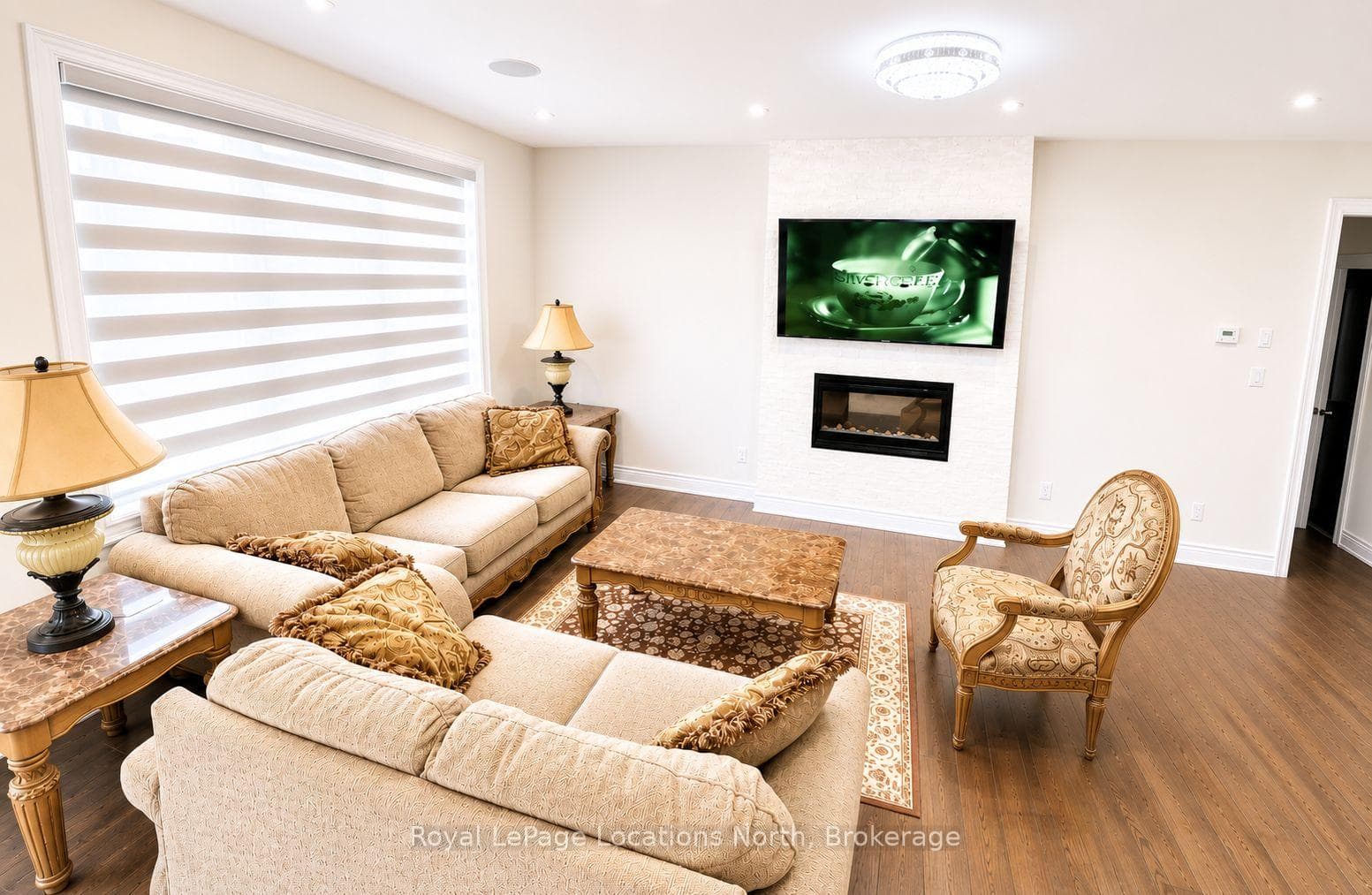 316 Ramblewood Drive photo 3