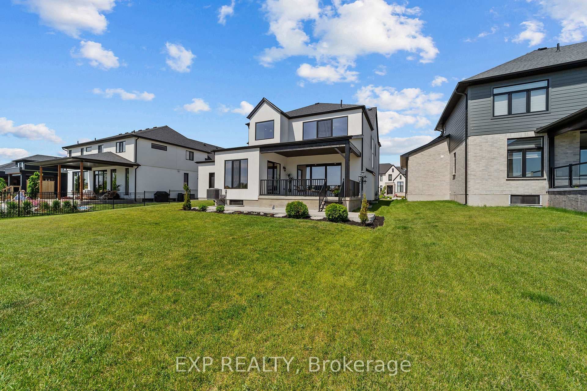 113 Edgewater Boulevard photo 49