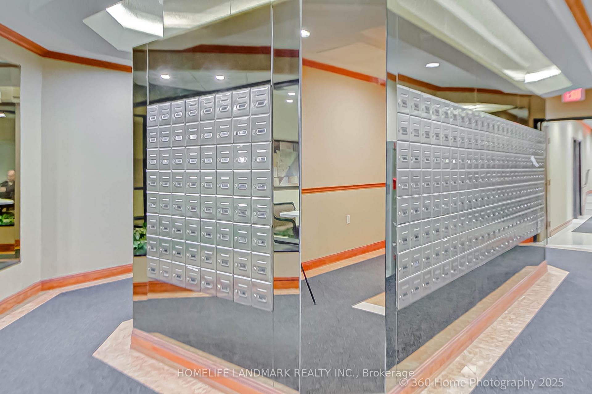 Amenities - Mail Foyer