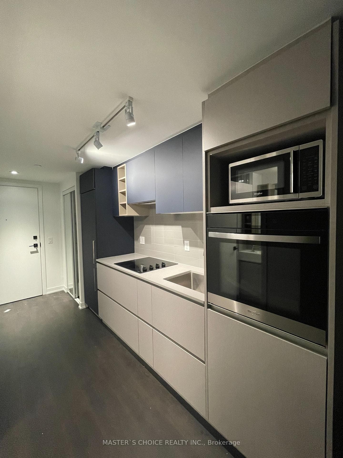 319 Jarvis Street Unit 3709 photo 3