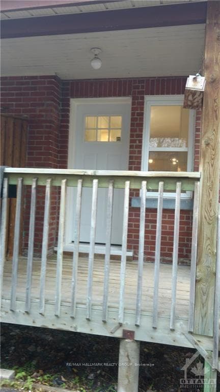 568 Gladstone Avenue photo 19