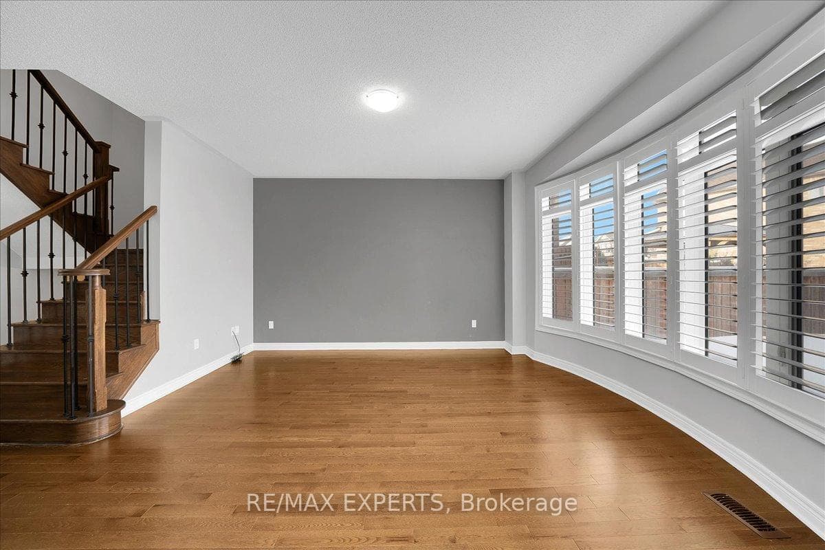 17 Fortis Crescent photo 12