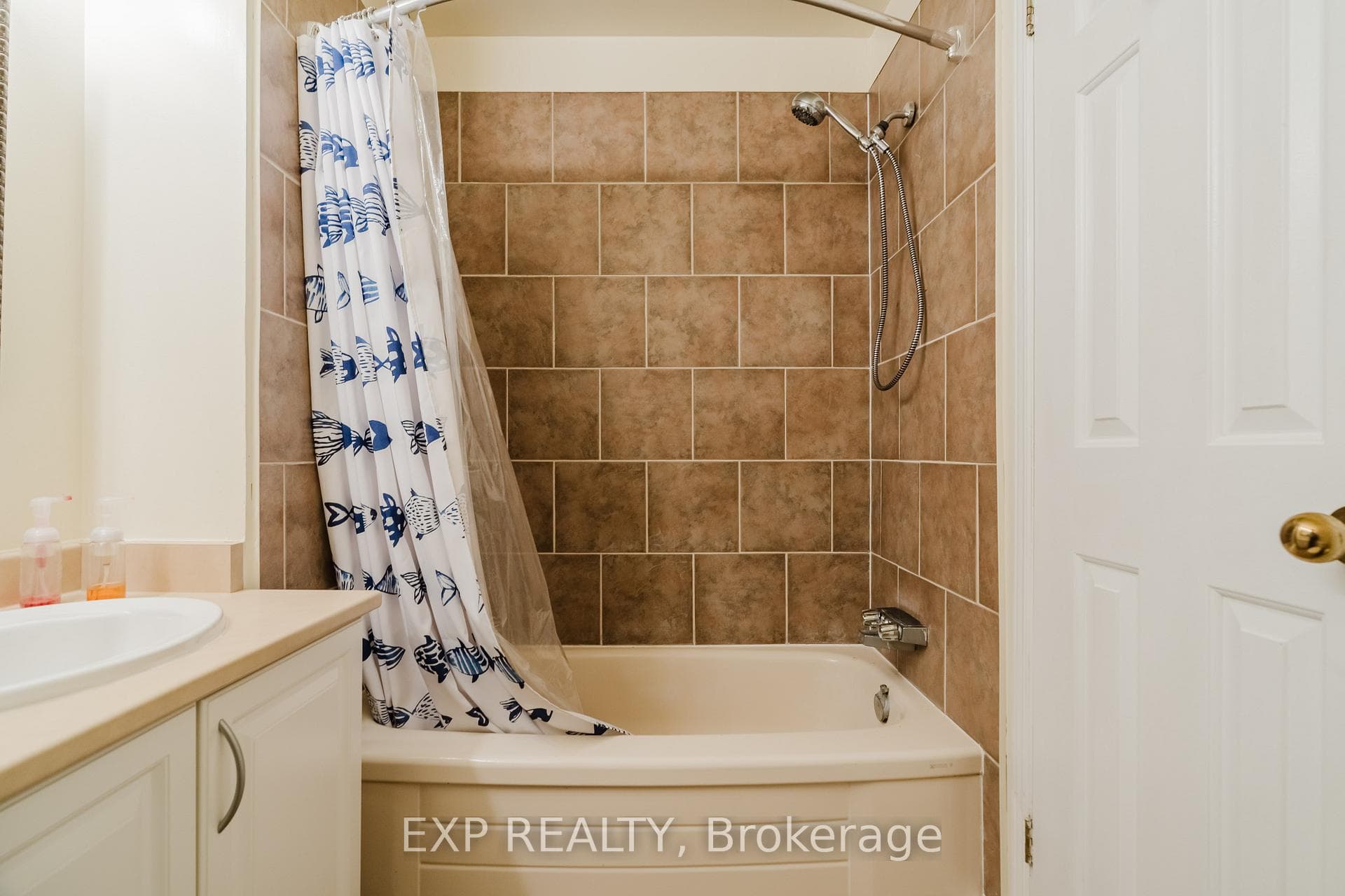 6 Forsyth Lane Unit 29 photo 14