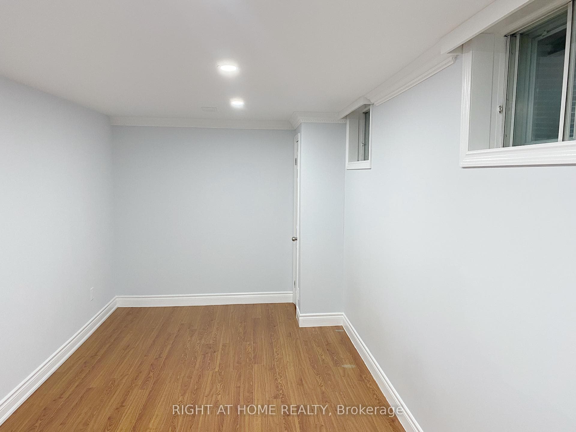 3631 Molly Avenue photo 7