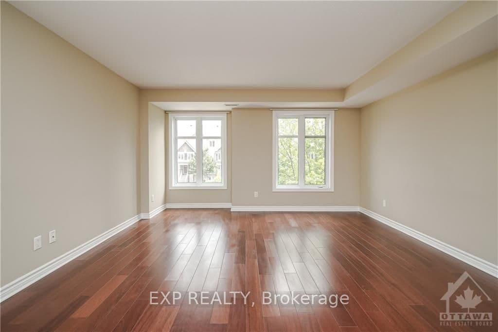 623 CHAPMAN MILLS Drive Unit C photo 10