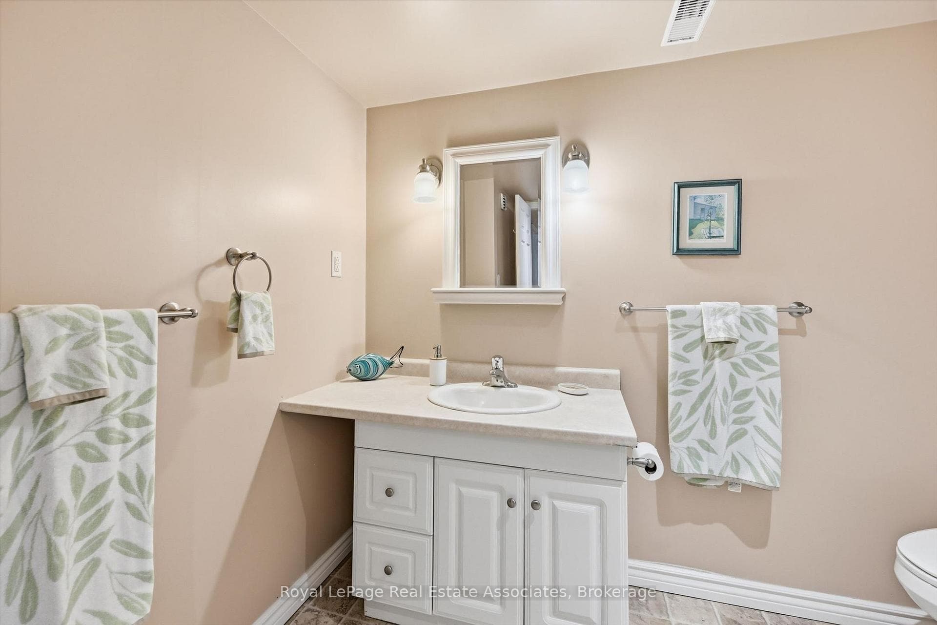 Full Bathroom(Lower Level)