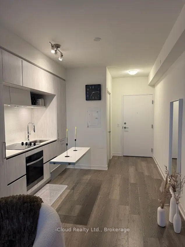 2 David Eyer Road Unit 934 photo 2