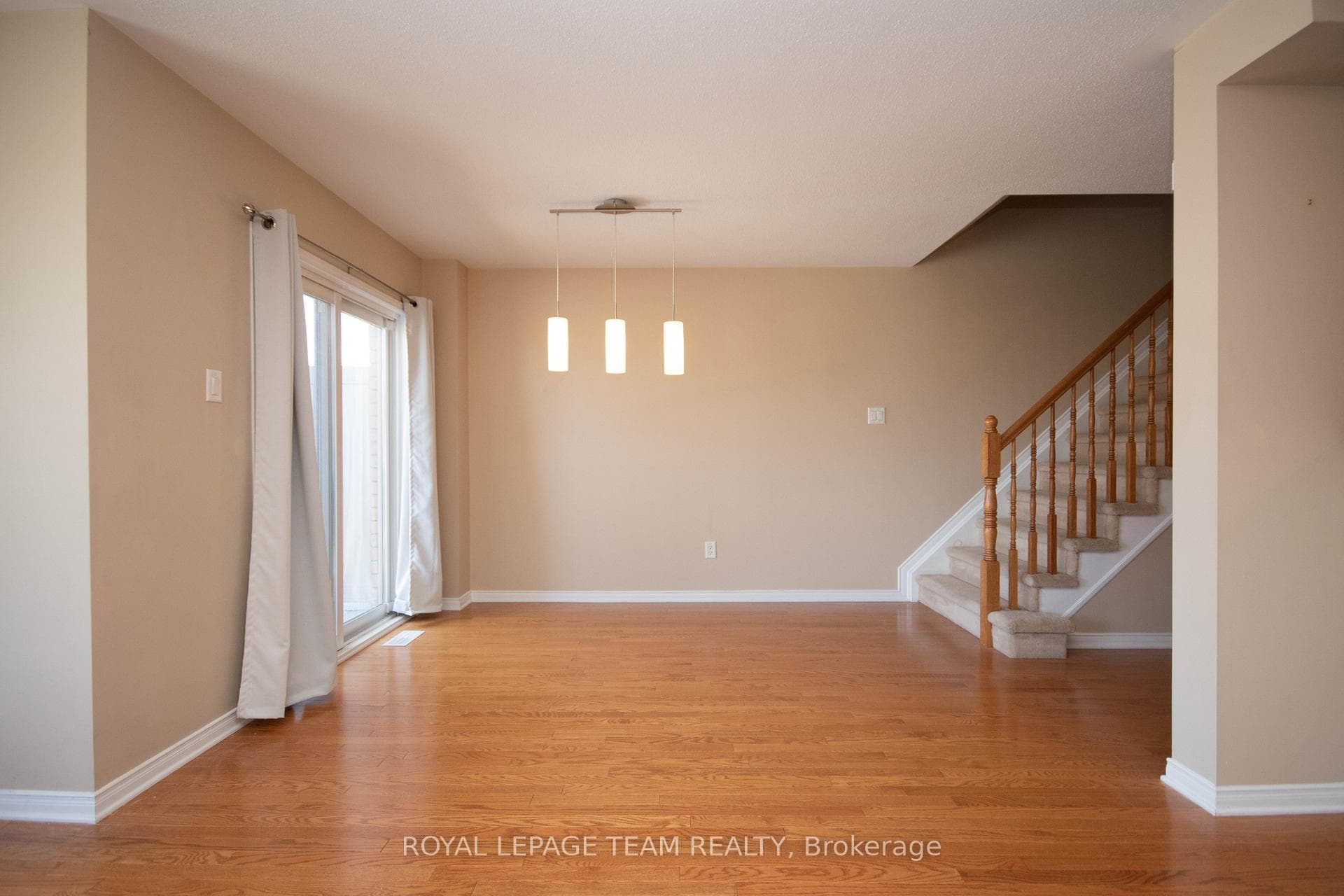 304 Citiplace Drive photo 16