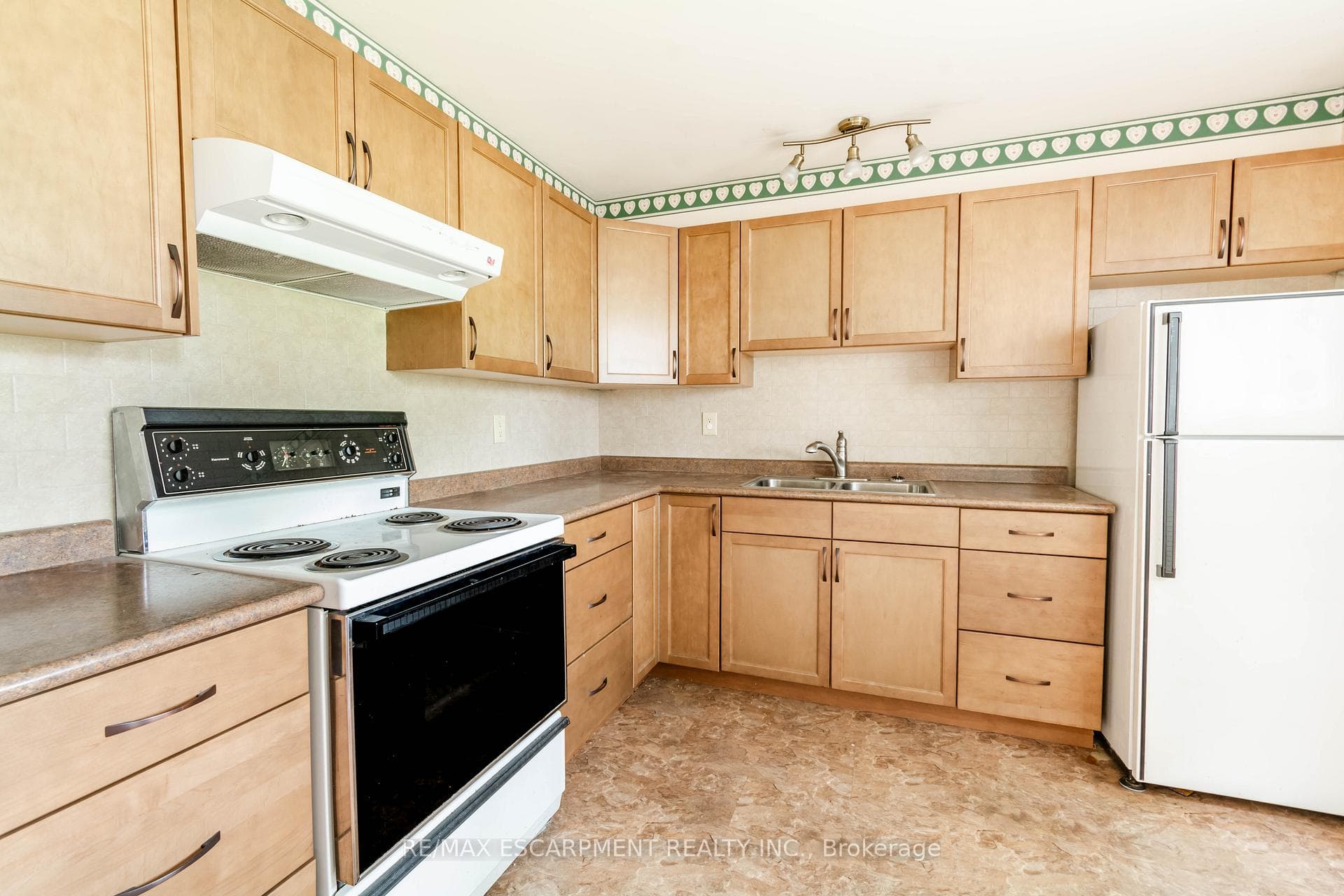 1190 Upper Ottawa Street Unit 2 photo 5
