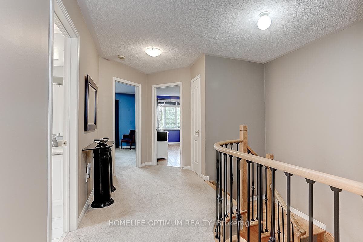 14 Delattaye Avenue photo 25