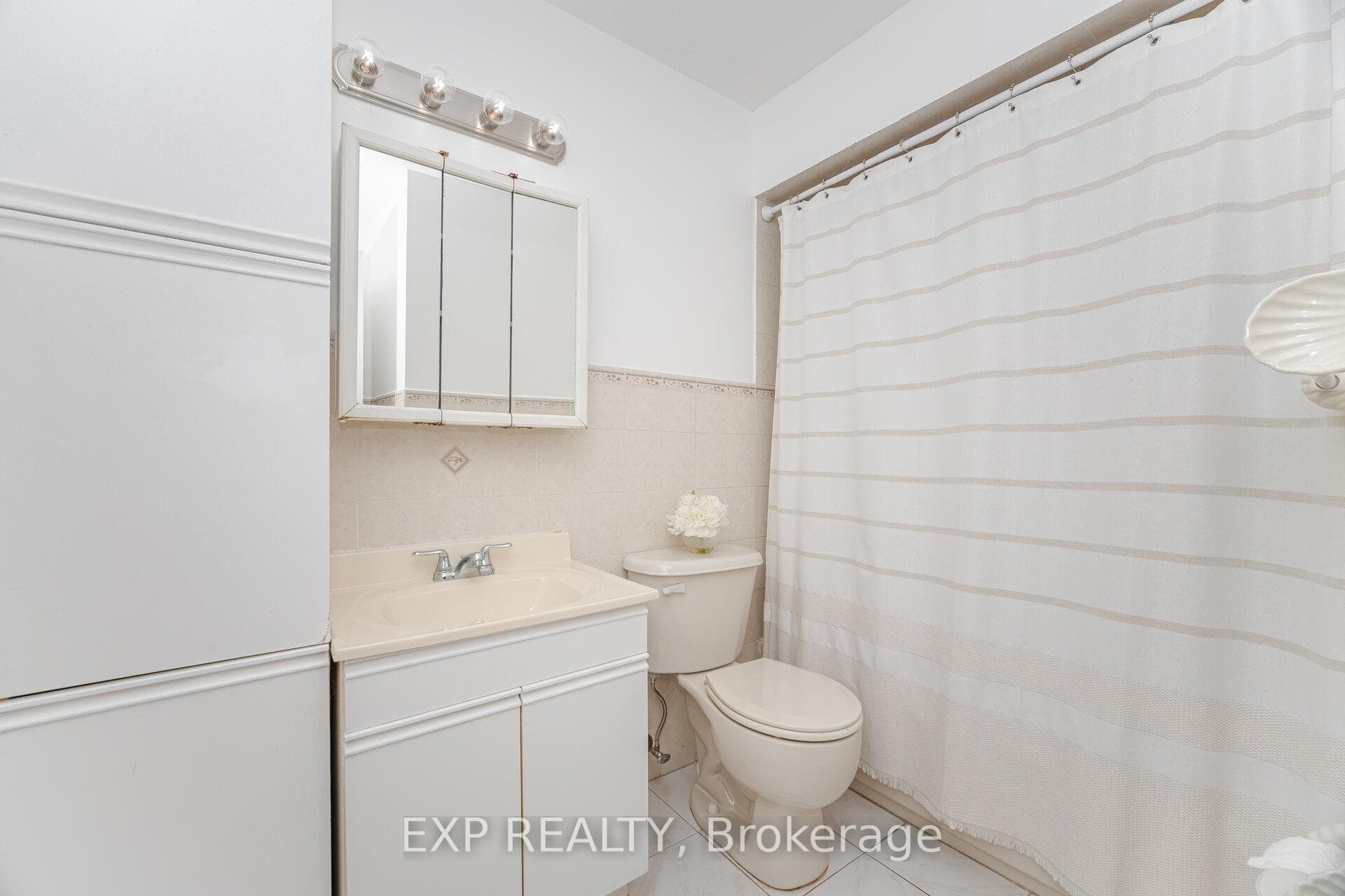 125 Hollyberry Trail photo 14