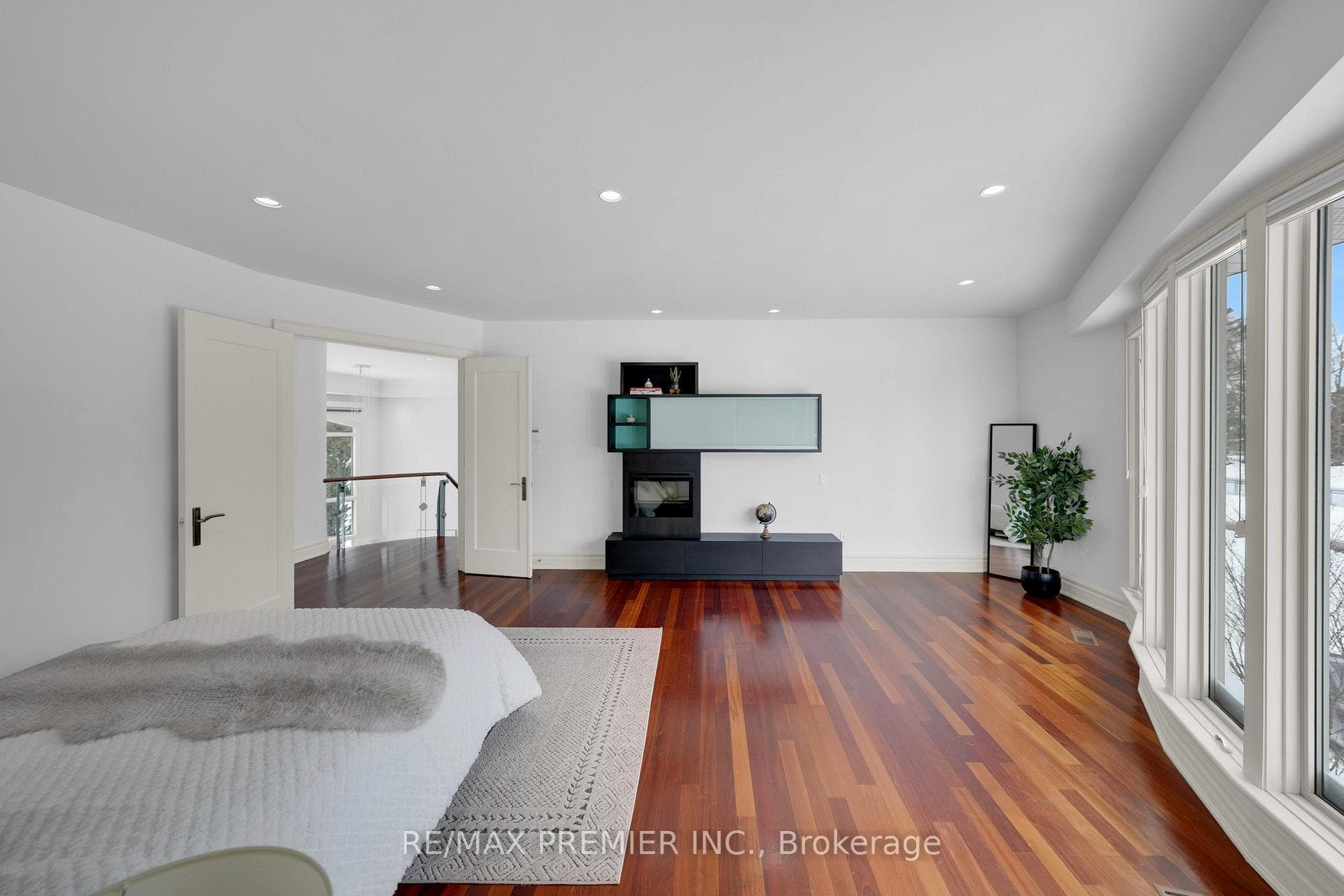 187 Mattucci Court photo 23