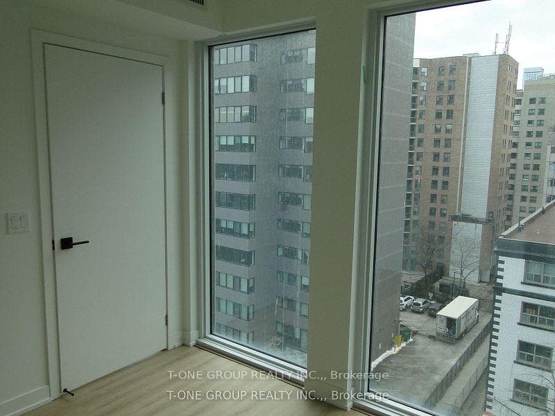 319 Jarvis Street Unit 902 photo 10