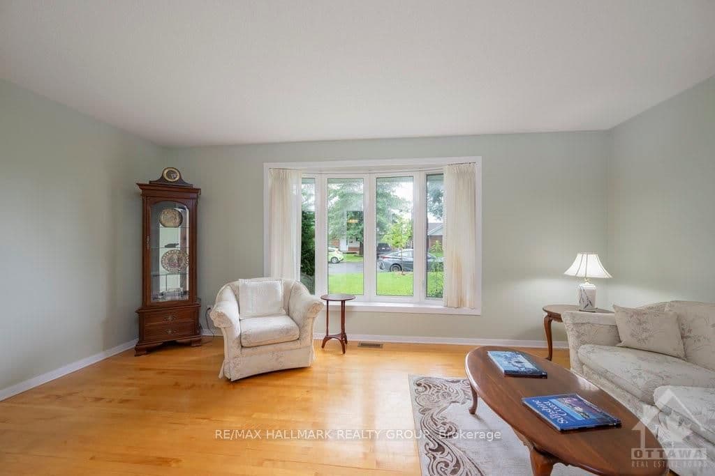 3120 SOUTHMORE Drive photo 6