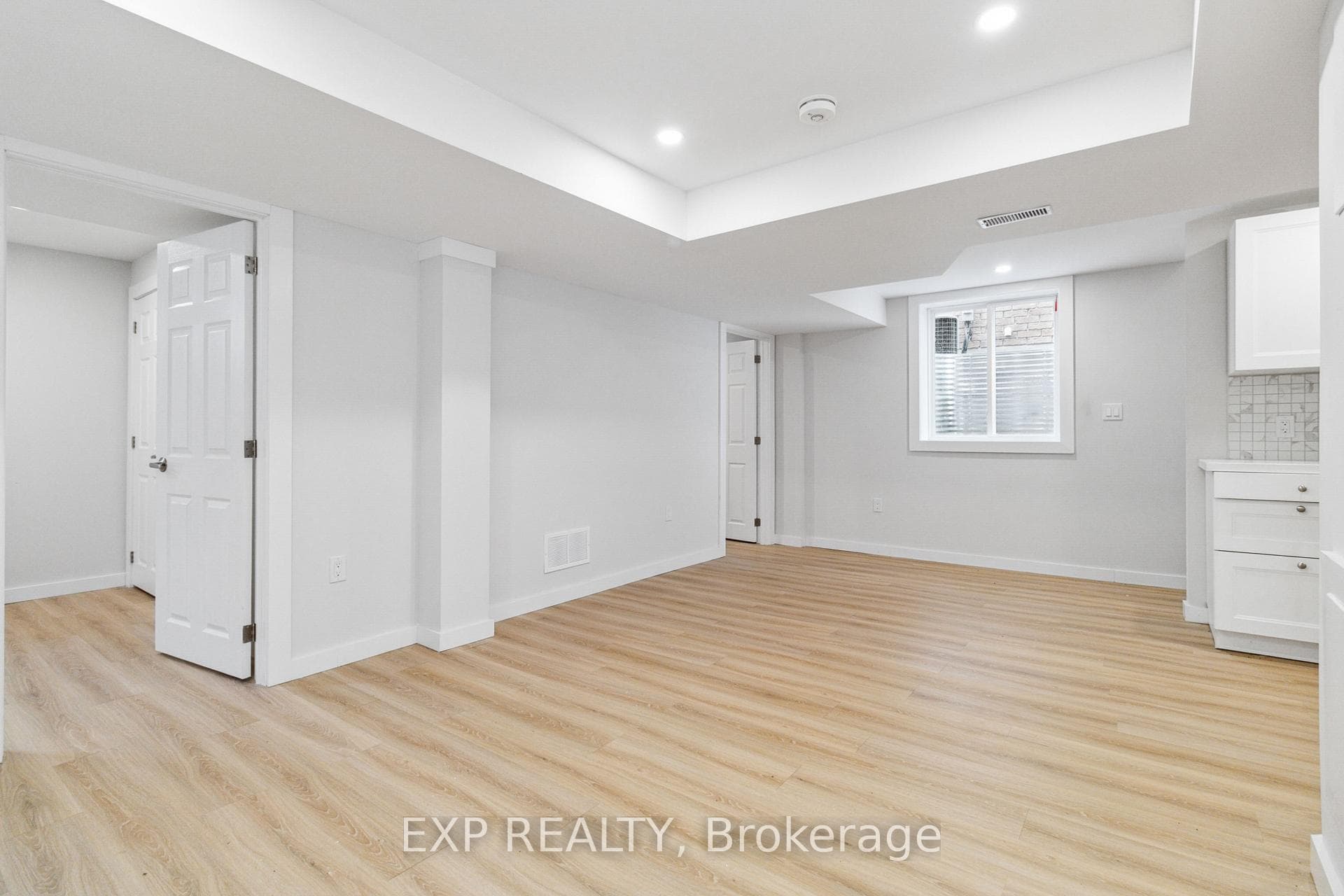 397 Scott Boulevard Unit Basmt photo 9