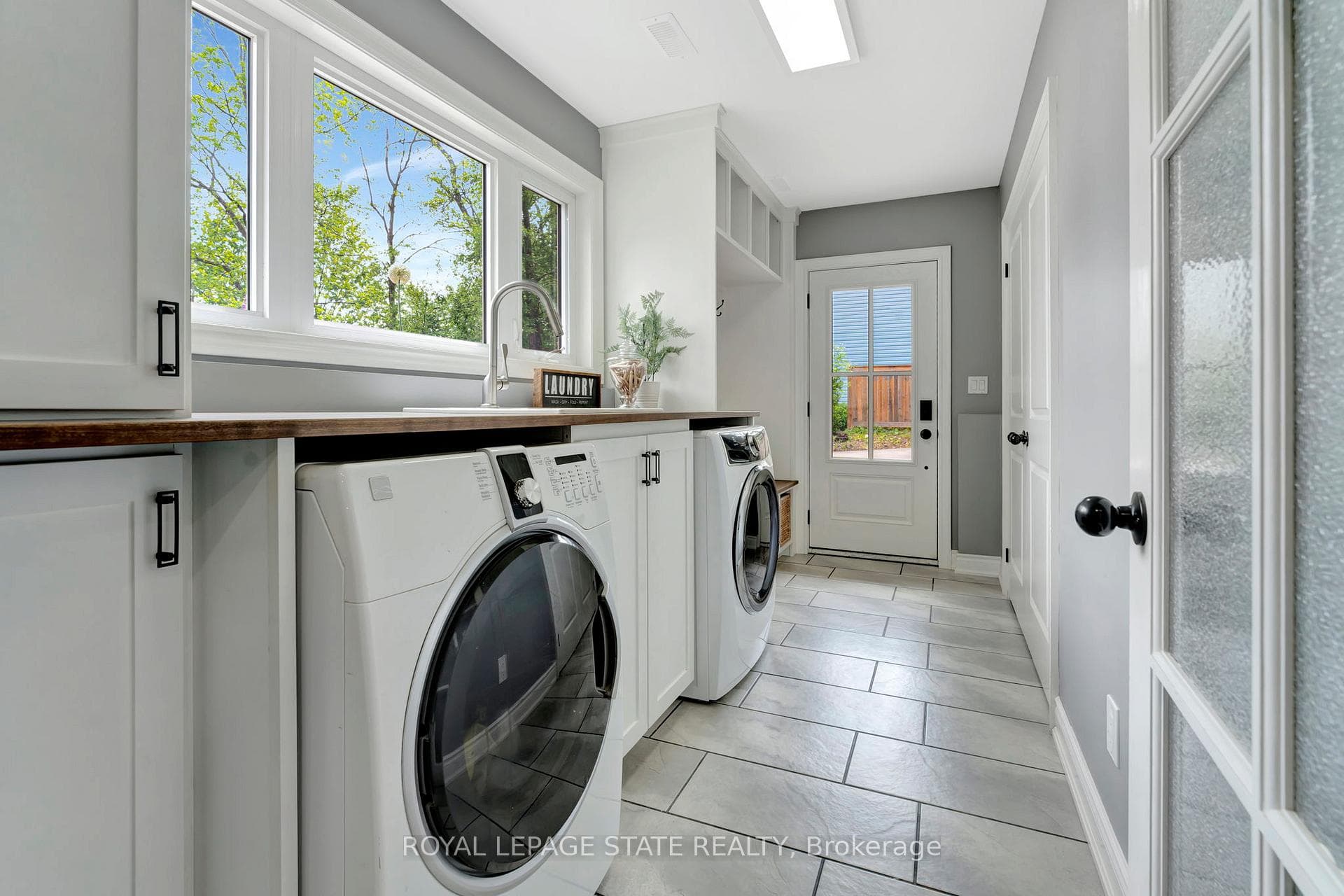 165 Hillcrest Avenue photo 27