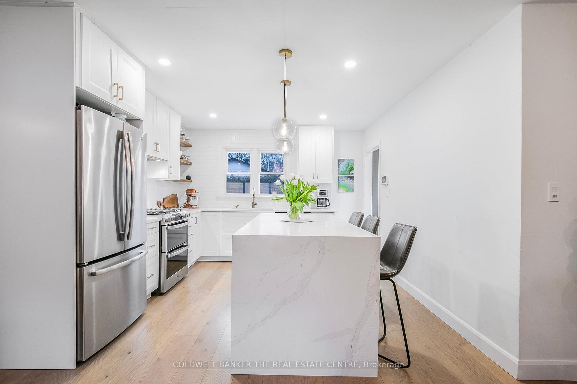 252 Scott Avenue photo 14