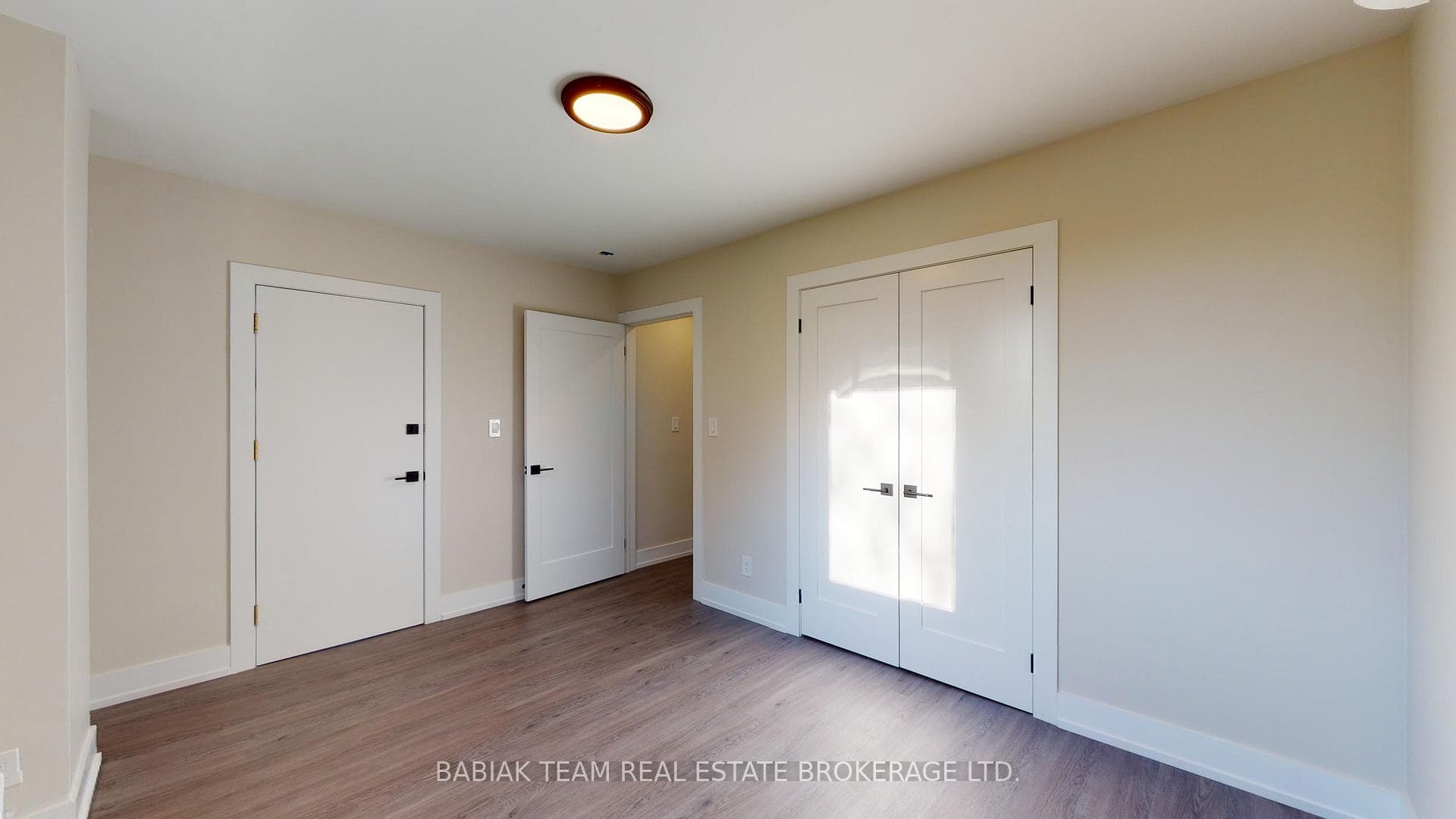 219 Windermere Avenue Unit 201 photo 20