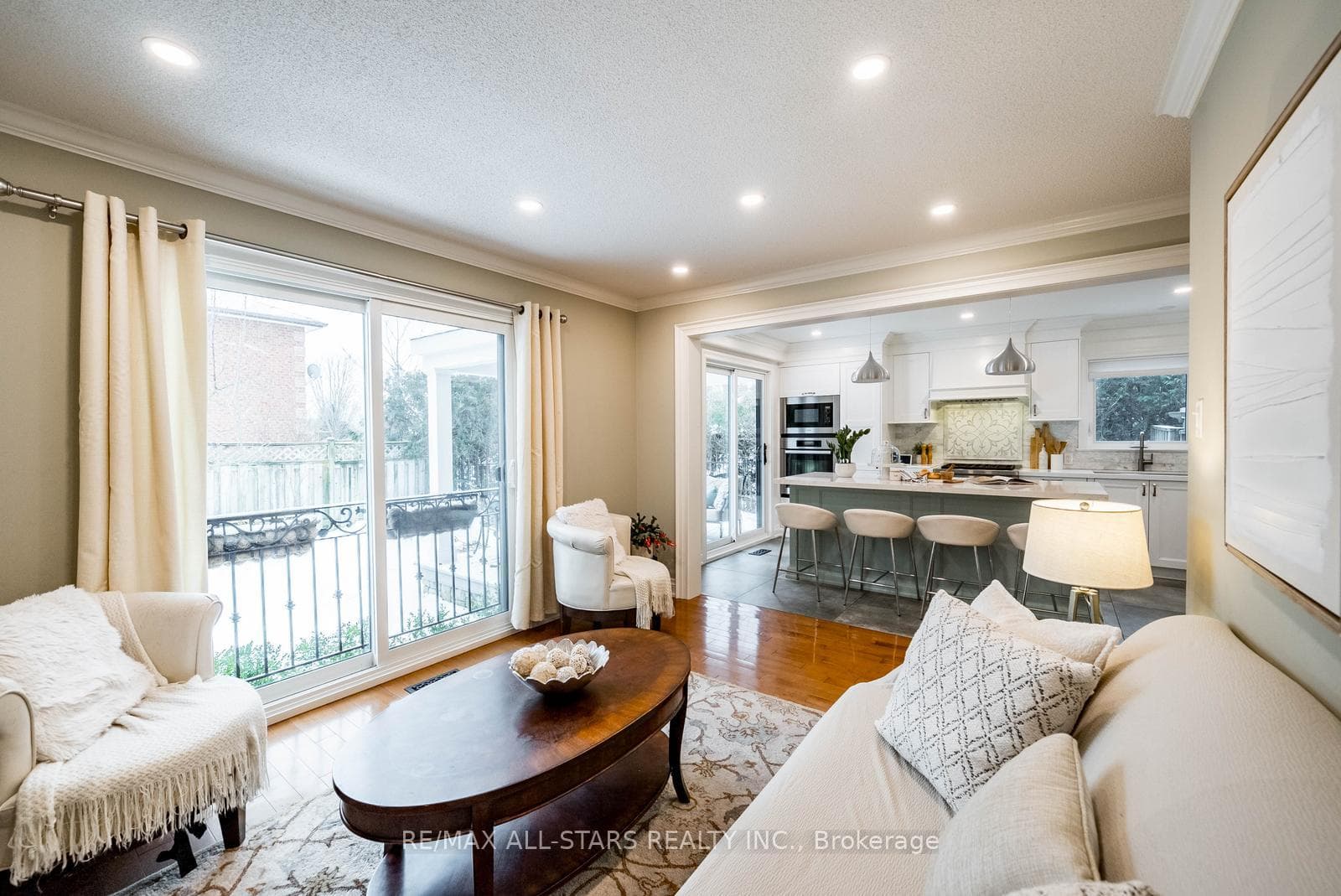 1 Alderwood Street photo 18