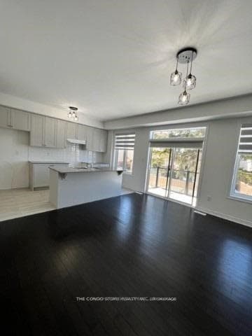 24 Steamboat Way photo 3