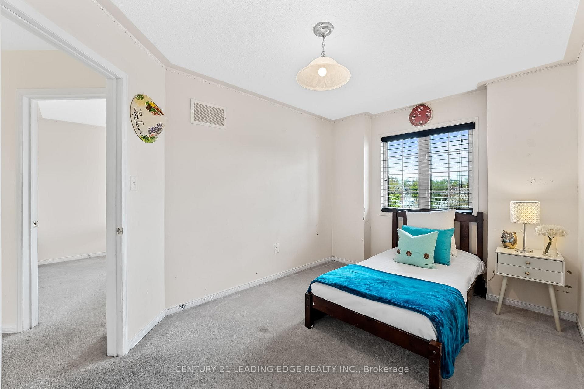 45 Rampart Crescent photo 28