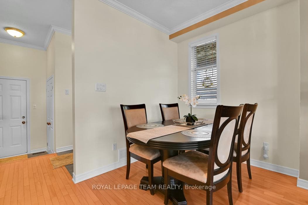 81 Ambiance Drive photo 11