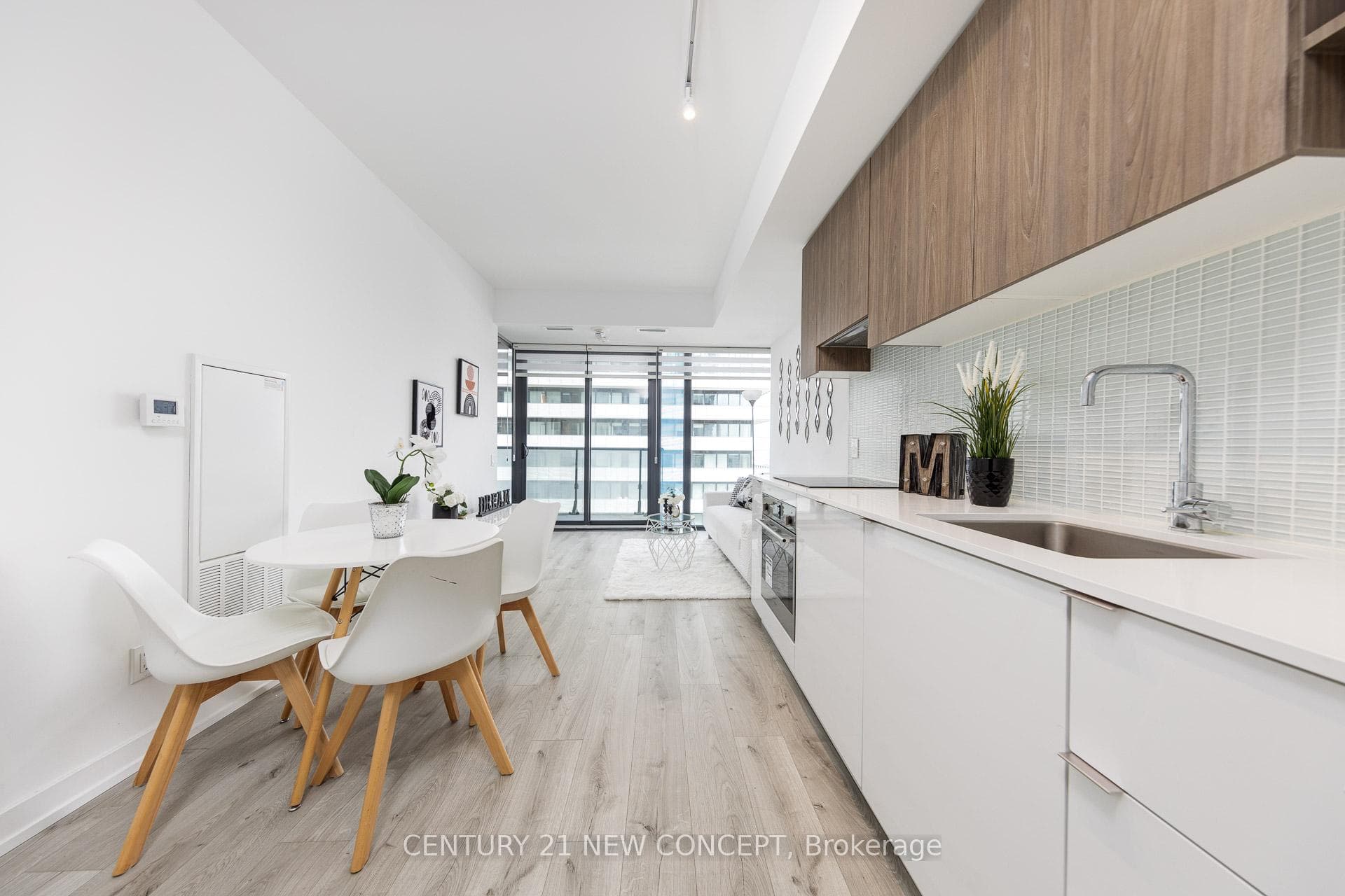 161 Roehampton Avenue Unit 3008 photo 1
