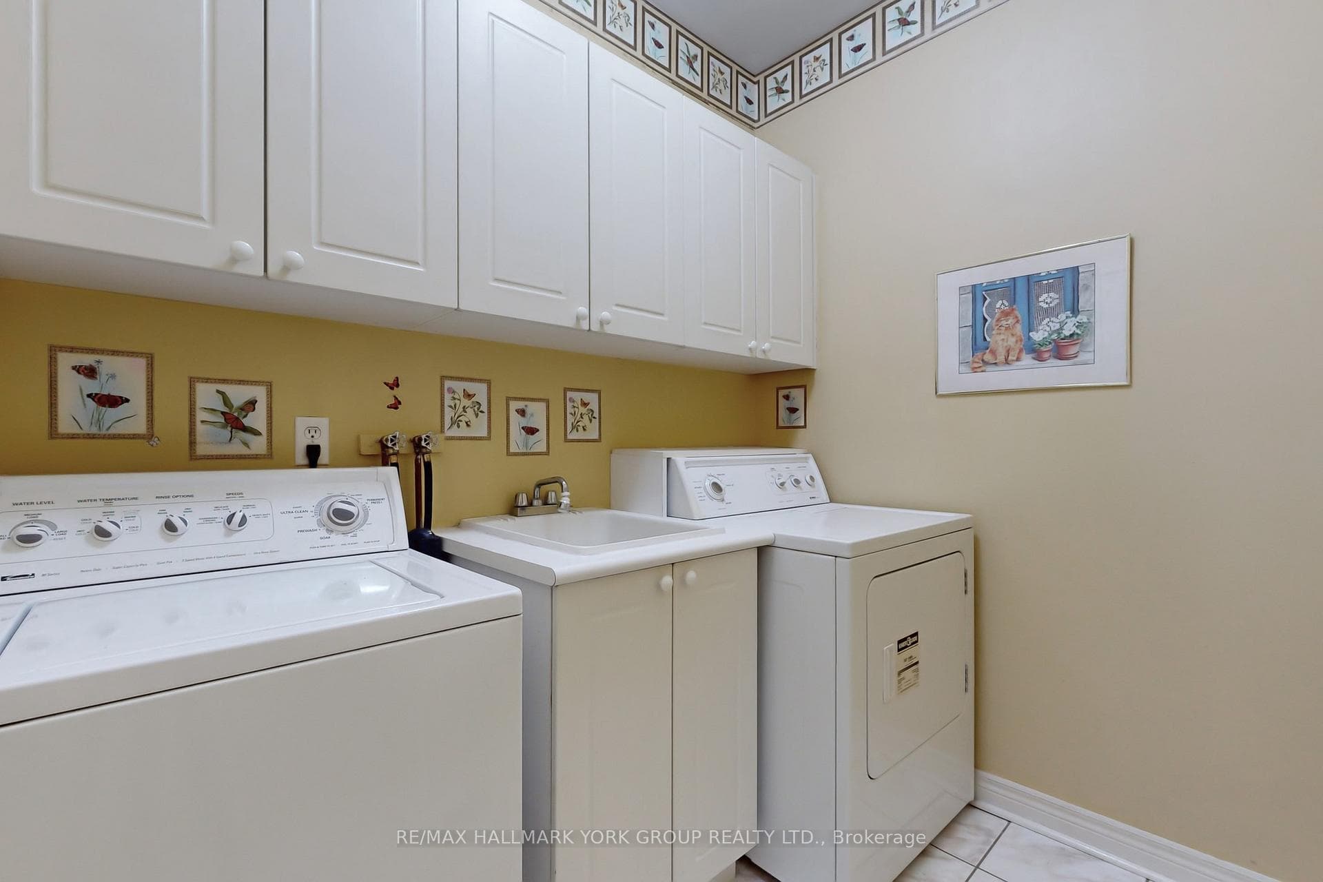 55 Monkman Court photo 31