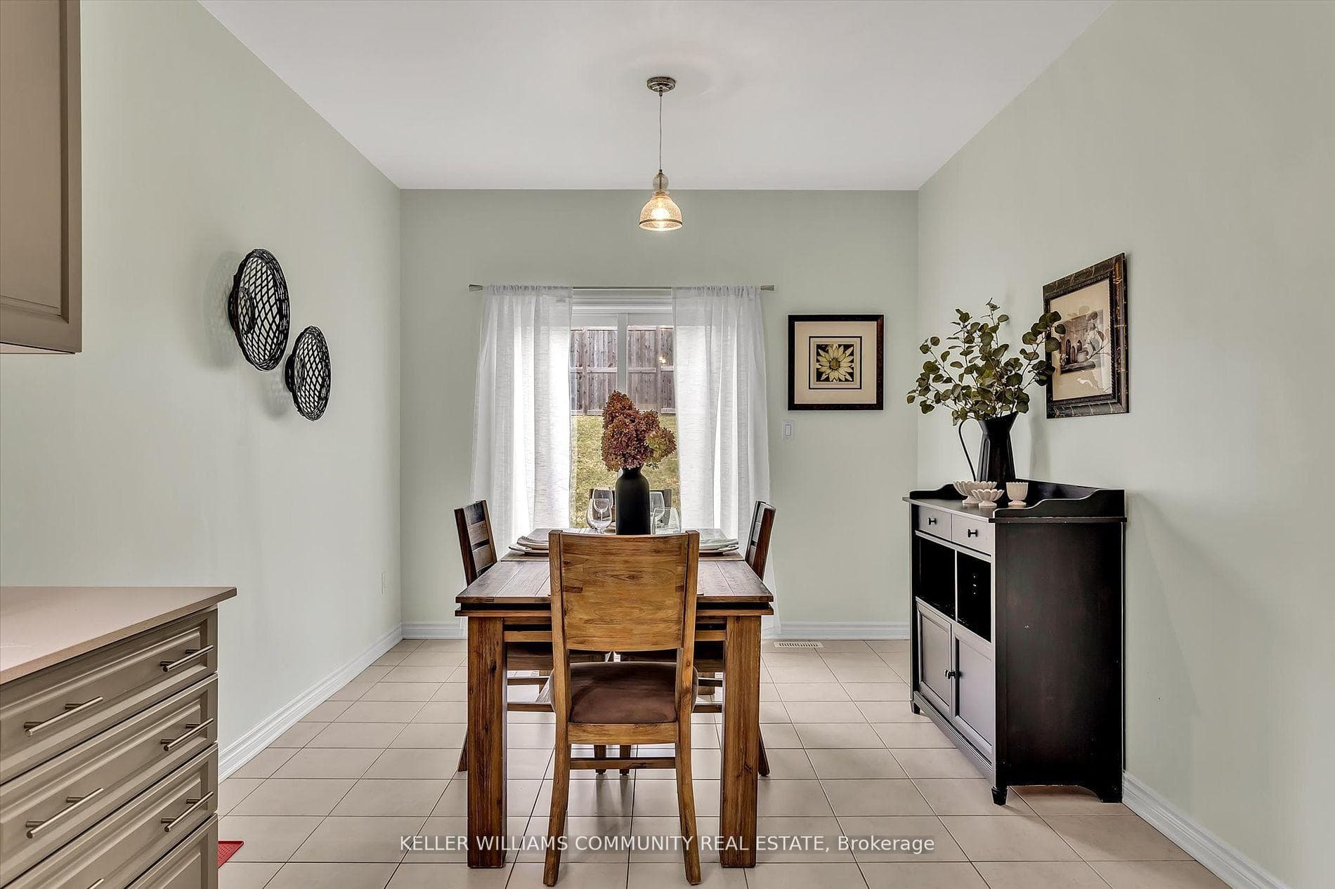 82 Terry Clayton Avenue photo 14