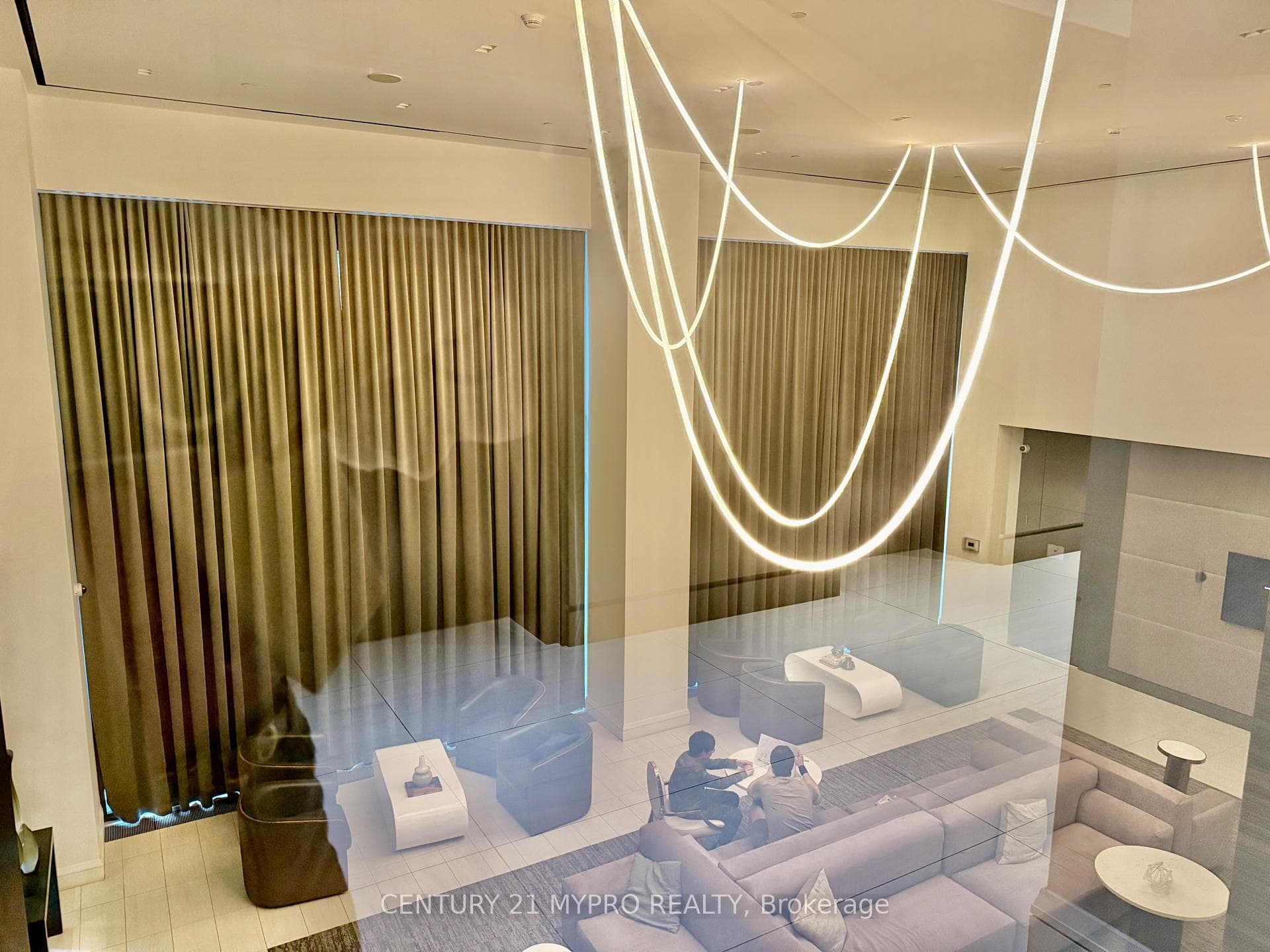 39 Roehampton Avenue Unit 702 photo 34