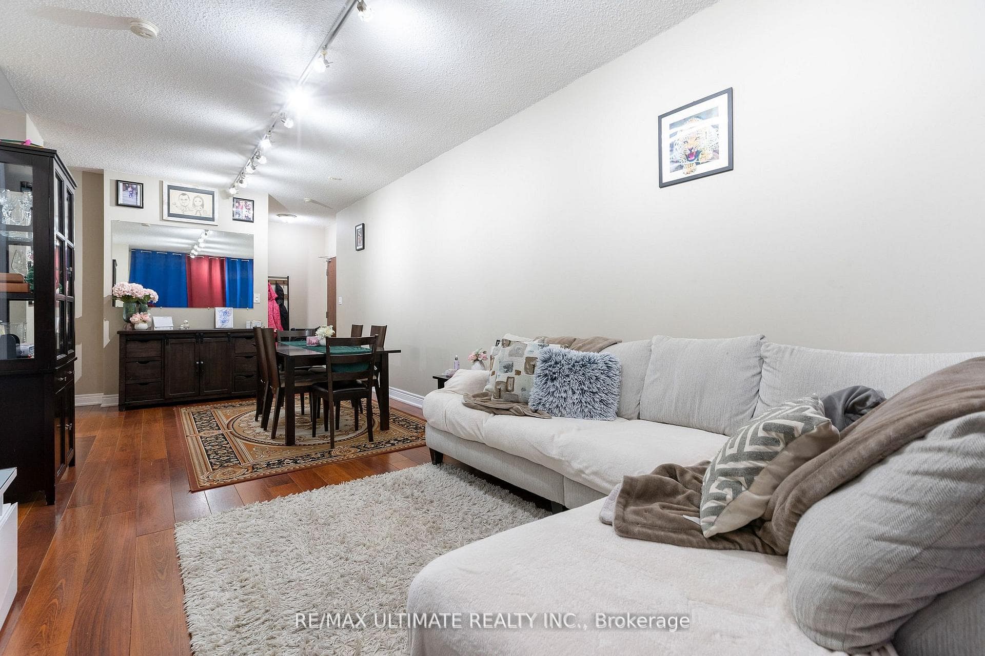 2772 Keele Street Unit 105 photo 13