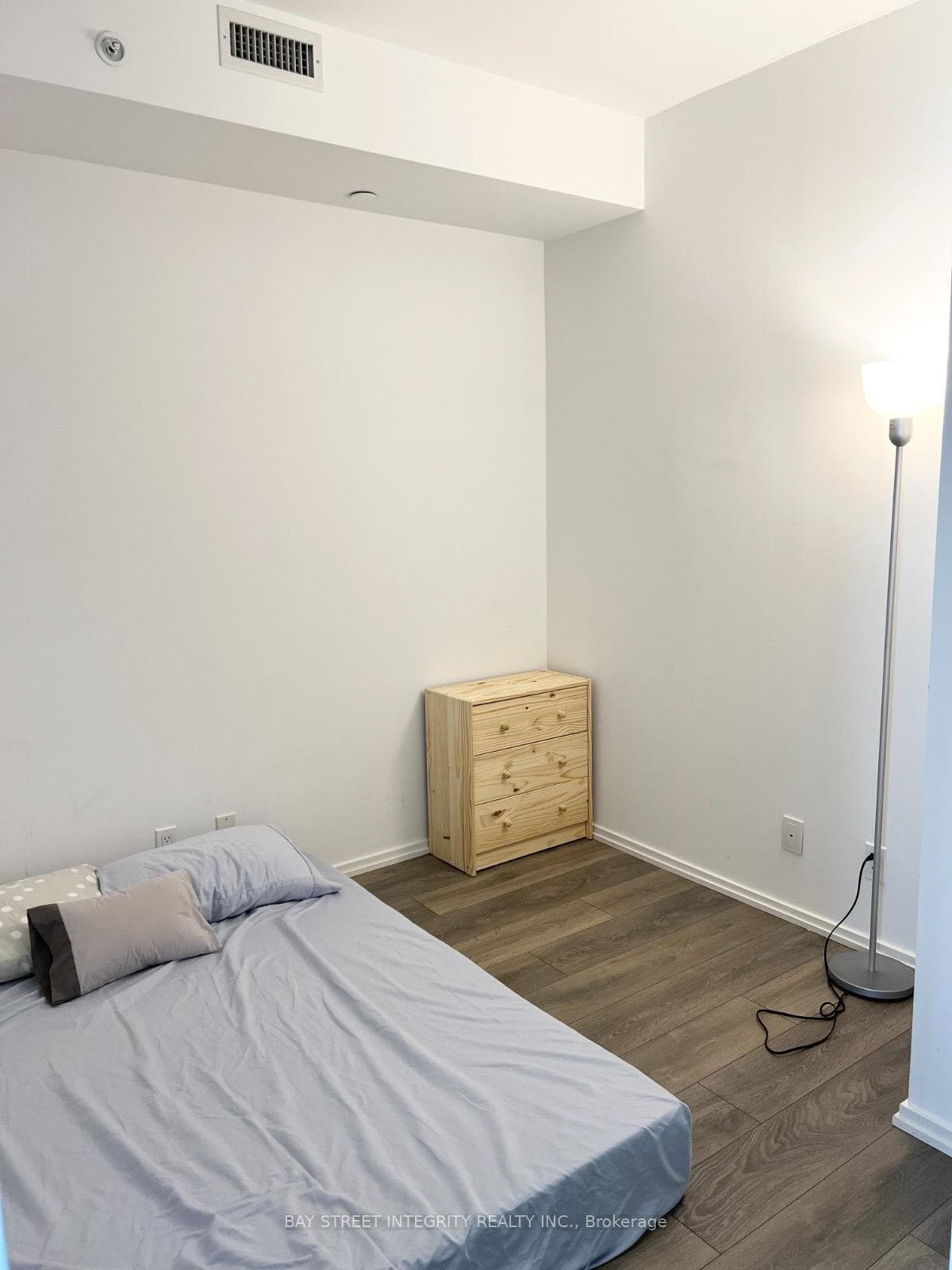 125 Peter Street Unit 3203 photo 2
