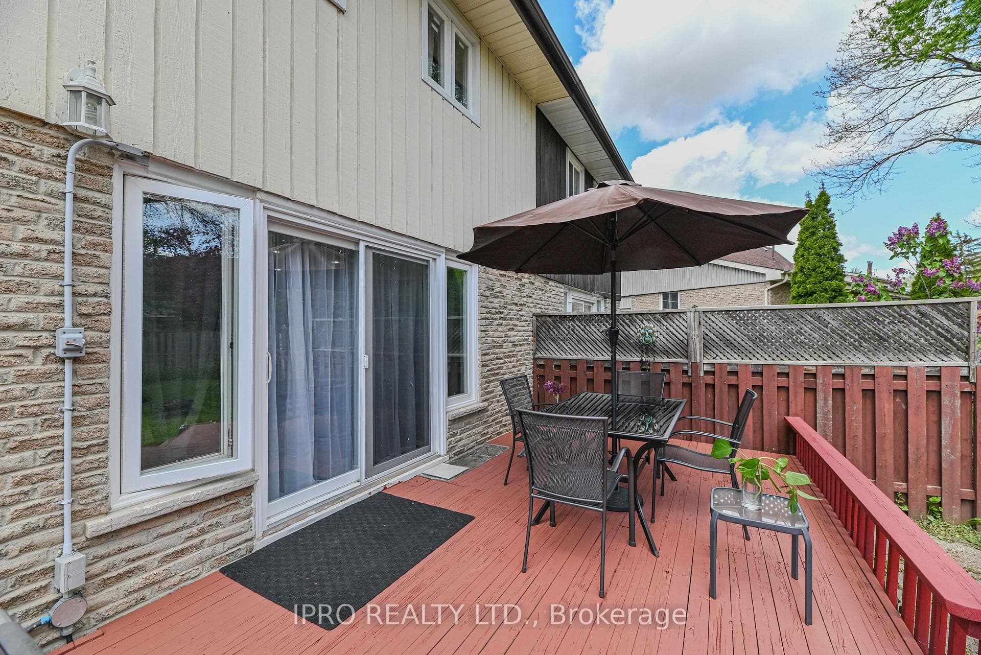 1562 Oran Court photo 29