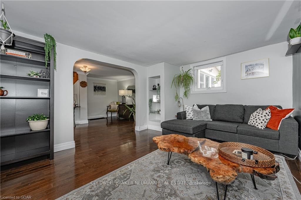 19 Alice Street photo 9