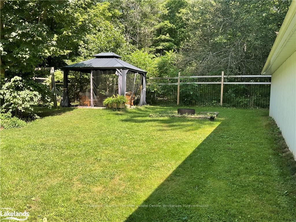 1360 WINHARA Road photo 6
